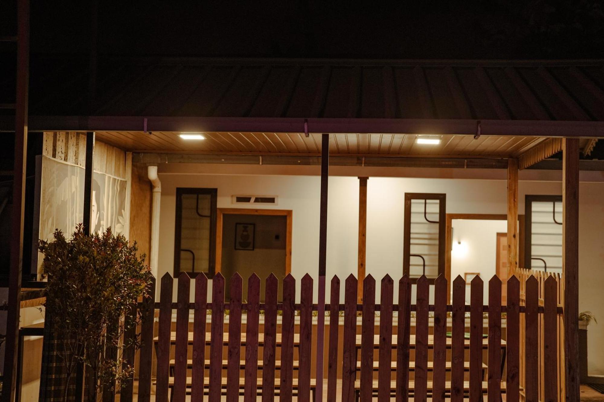 Marari Bobans Villa 马拉利库兰 外观 照片